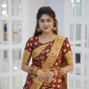 কাতান শাড়ি ম্যাচিং ব্লাউজ পিস সহ ( Rad Colour )